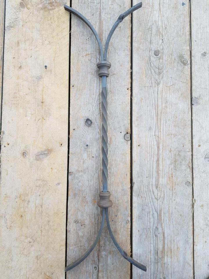 Antike Gotische geländer stäben treppe staben baluster tor in Brüggen