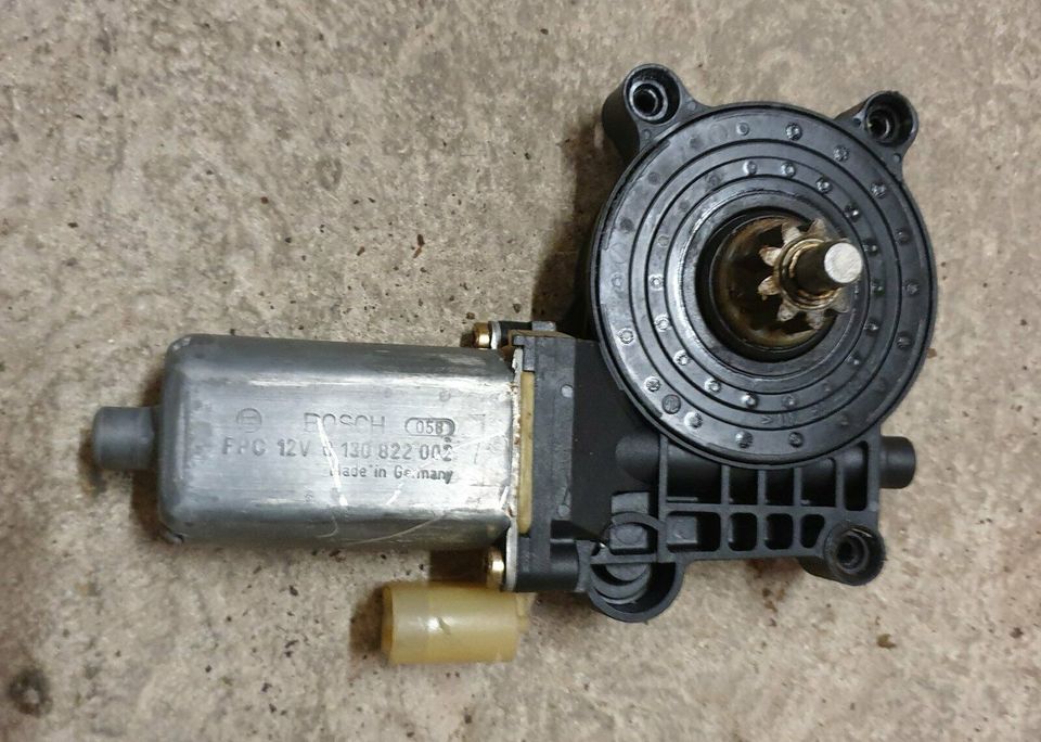 Smart ForTwo 450 Fensterheber Motor Fahrertür BOSCH 0130822002 in Geislingen