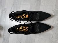 Schuhe 39 mit Schnüren neu Bayern - Pottenstein Vorschau
