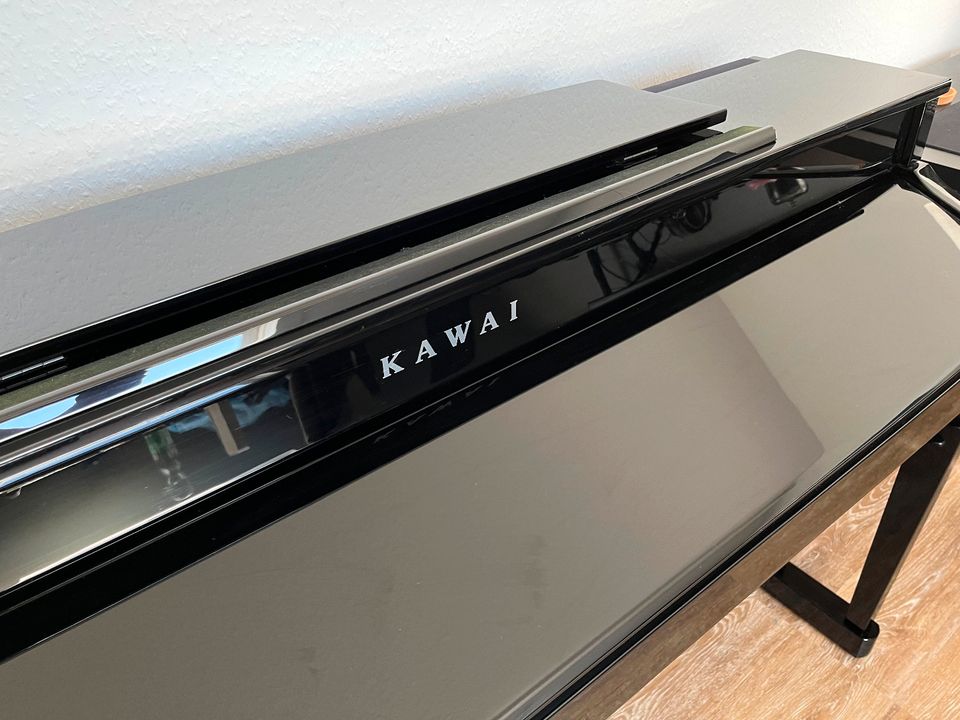 Kawai CS-8 Digital Hybrid / E-Piano in Düsseldorf