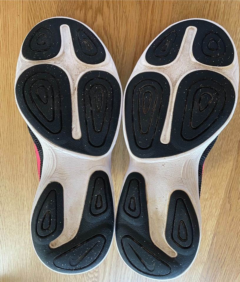 Nike Sportschuh, 36,5 in Köln Vogelsang