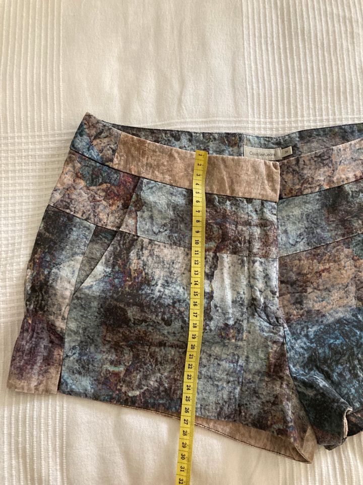 Calvin Klein Shorts 38 Batik in Hamburg