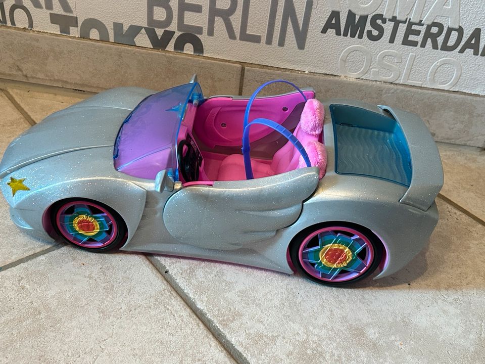 Barbie Cabrio Regenbogenreifen Glitzer in Grevenbroich