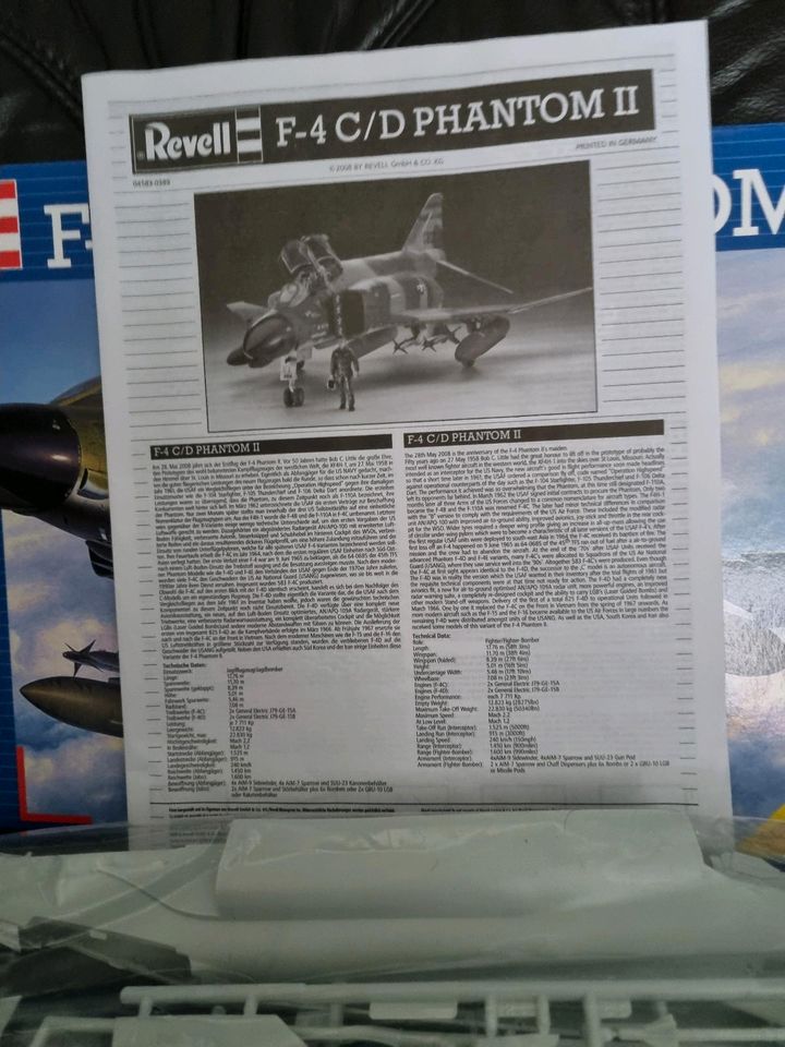 Revell F-4 C/D Phantom II, M 1:48, 04583 in Adelberg