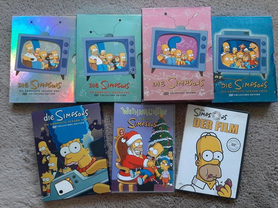 Die Simpsons Season 1 - 4, 7 + 2 DVDs in Wickede (Ruhr)