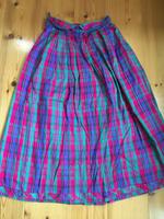 Vintage festliche Tracht, 100% Wildseide Berlin - Lichtenberg Vorschau