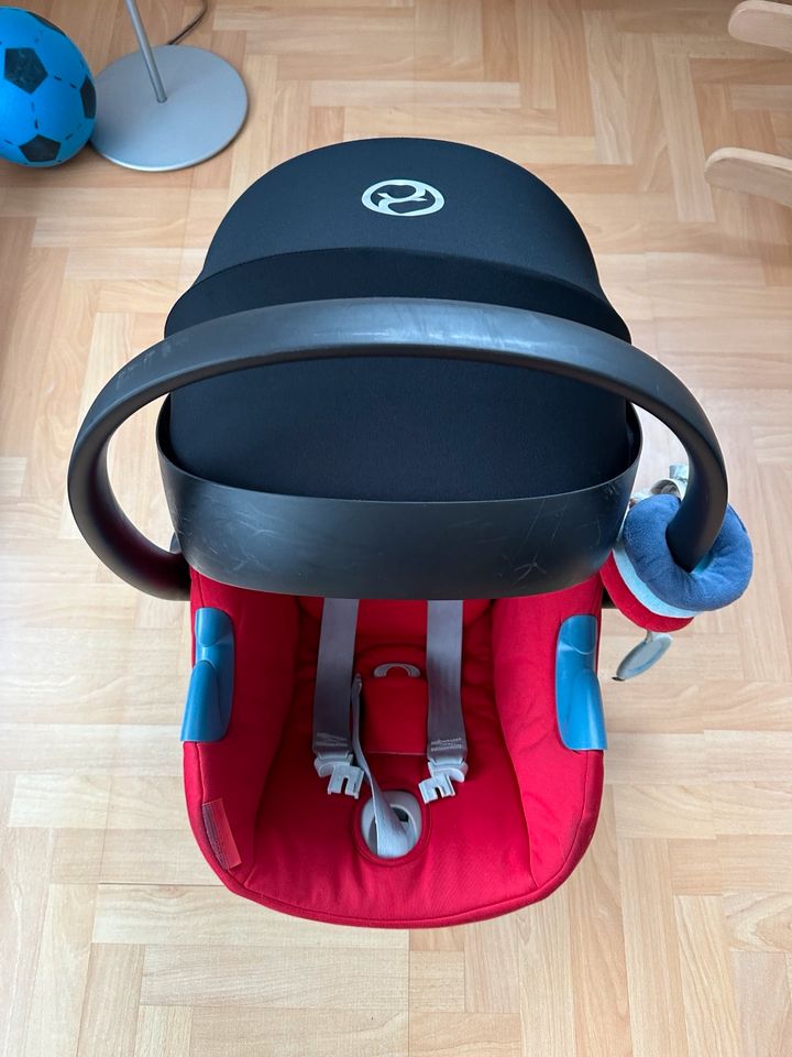 Cybex Babyschale inkl. Neugeboreneneinsatz in Essen