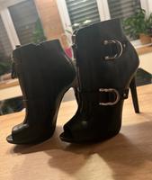 Original GUESS Schuhe / Größe 37 / NEU Hessen - Maintal Vorschau
