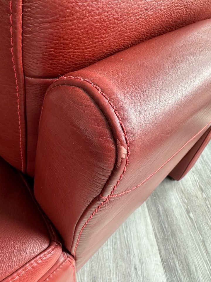 Leder Sessel/Sofa in Rot in Oldenburg