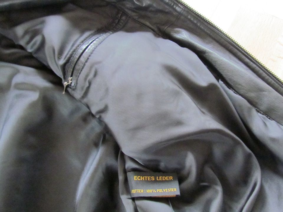 Damen Lederjacke Leder Jacke 80er 90er Jahre Gr. 38 in Baunatal