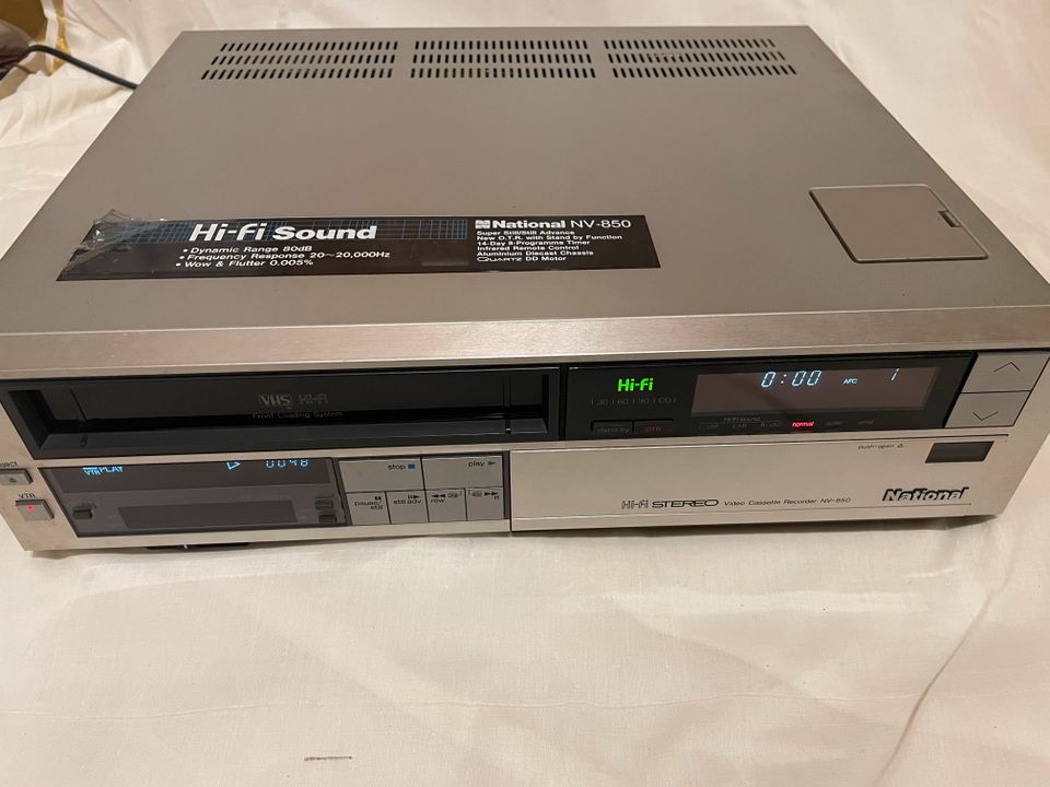 Panasonic National NV-850 HI-FI Sound VHS Videorecorder in Würzburg