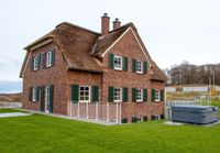 Reetdachvillen am Schloss - Ihr Traumferienhaus in Lohme auf der schönen Insel Rügen Mecklenburg-Vorpommern - Lohme Rügen Vorschau