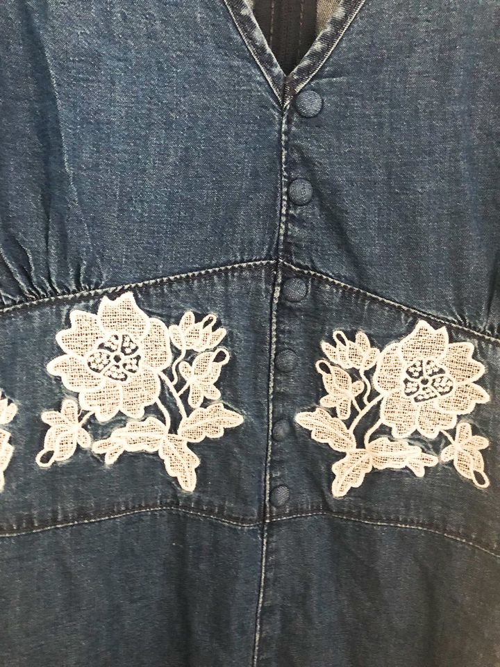 Orsay Jeans kleid Baumwolle Blume süß kurzarm blau elegant in Hannover