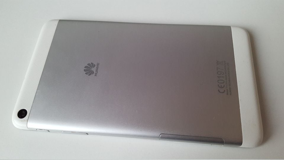 Huawei MediaPad T1 7.0 Tablet - Wifi Sim - 8GB + 4GB - Android 4 in Korntal-Münchingen