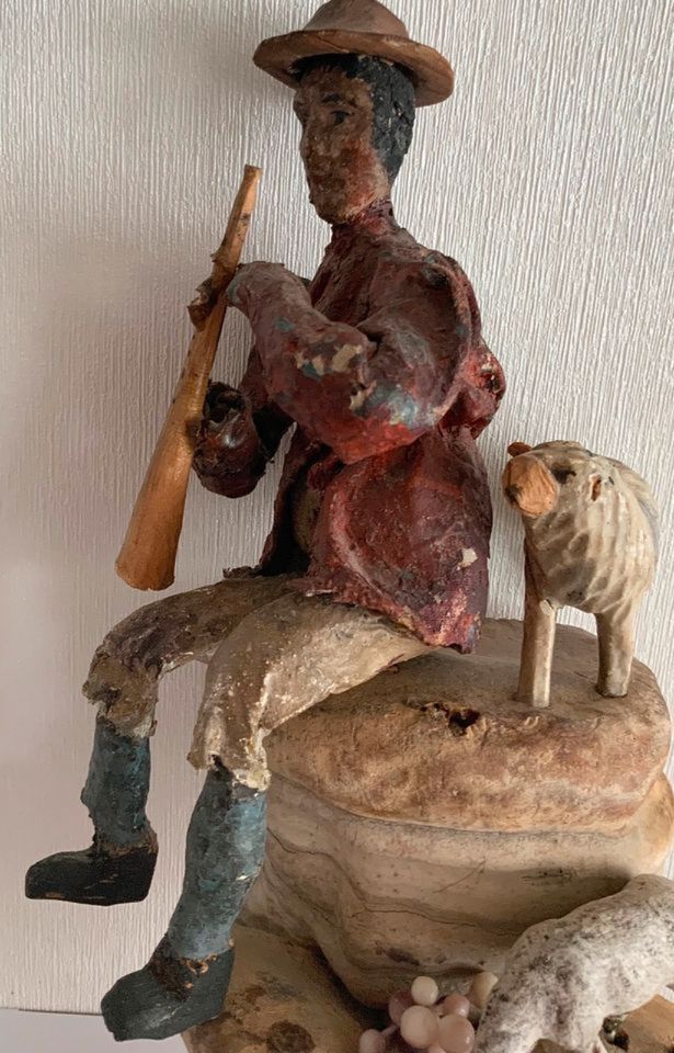 Antike Krippenfigur, Hirte mit Flöte, schätze um 1800 in Krefeld