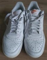 Sneaker, Sportschuhe, Nike, weiß, Gr.42 Niedersachsen - Aurich Vorschau