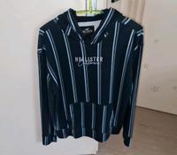 Pullover von Hollister Gr: S/M dunkelblau Hessen - Gießen Vorschau