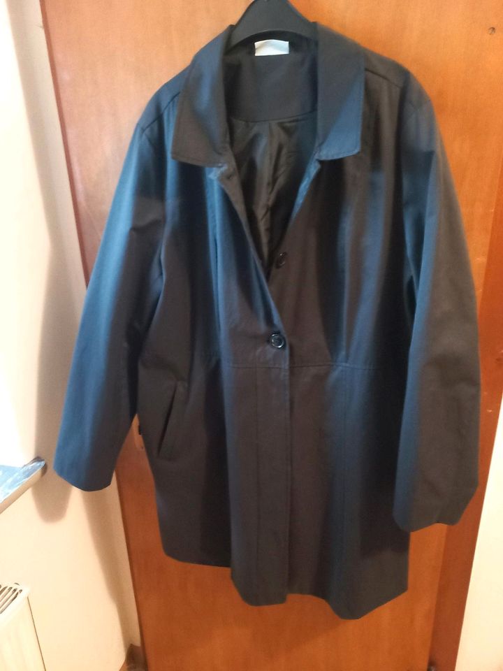 Trenchcoat Gr.48 in Freisen