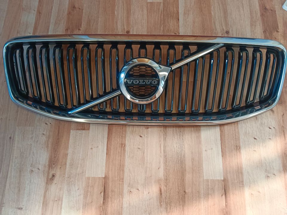 Volvo XC 60 Grill in Dresden