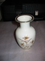 Keramikvase Vase Blumenvase Original Weiss mit Blume und Goldrand Thüringen - Lucka Vorschau