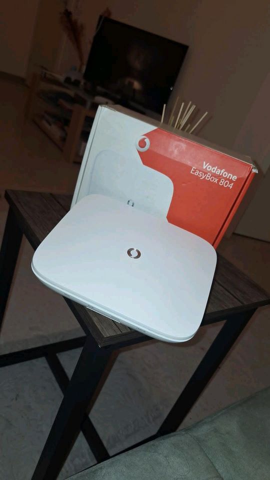 WLAN Router ,Vodafone EasyBox 804 in Longuich
