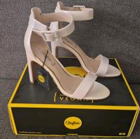 Buffalo Jen Ankle pearl white vegan nappa, Gr. 39 Köln - Bayenthal Vorschau
