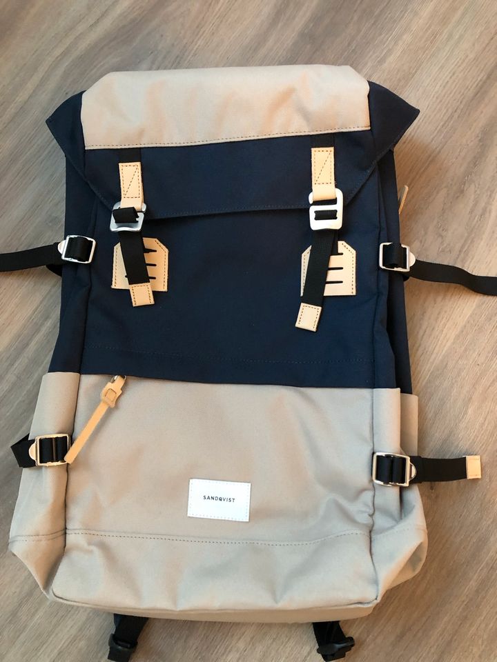 Sandqvist Rucksack, beige, blau, Leder, Schule, Uni in Jever