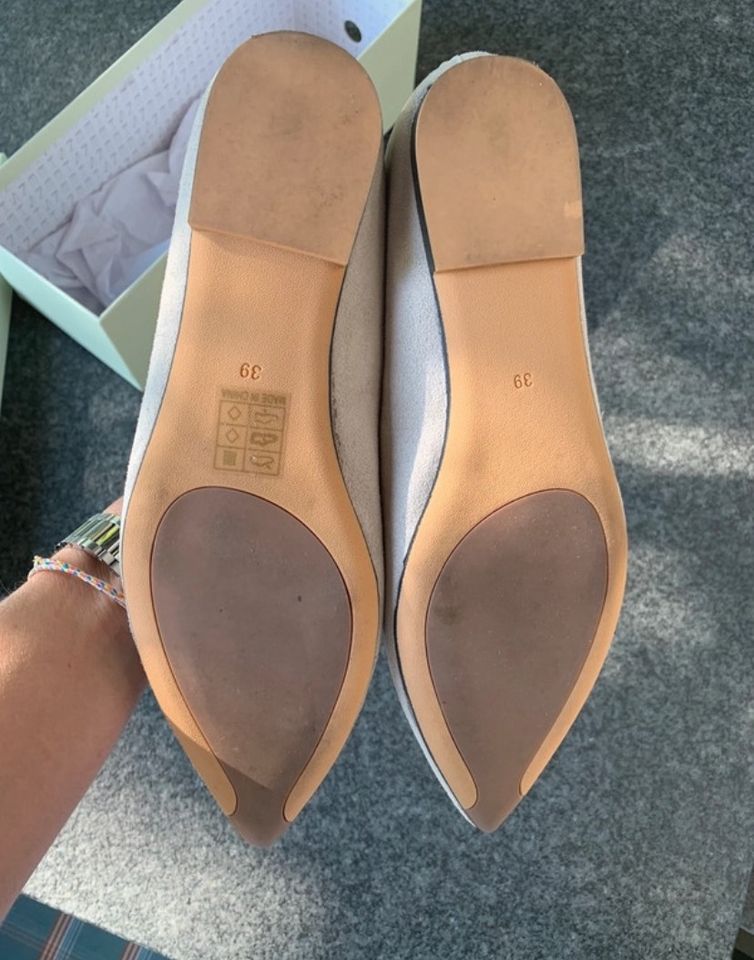 Ballerina Damen Schuhe, spitz, Größe 39, neu in Frankfurt am Main