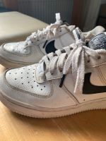 Nike Air Force 1 Gr.36,5 weiß / Schwarz Hessen - Offenbach Vorschau