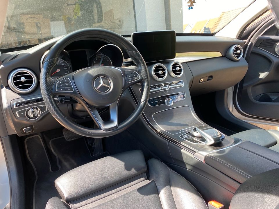 Mercedes C 250 T AVANTGARDE Leder, Standhzg. Burmester, Pano, uvm in Gochsheim