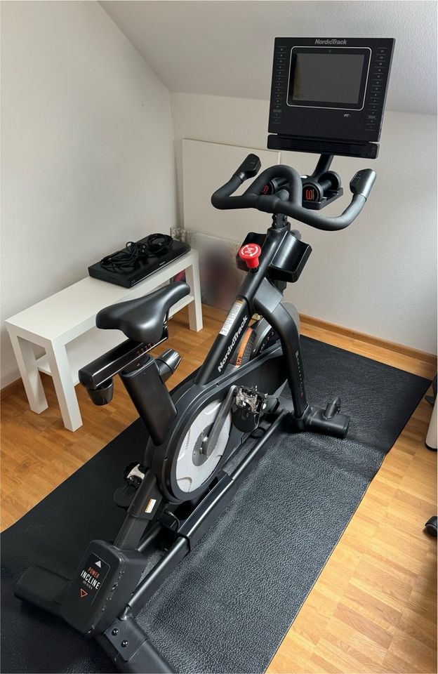 Nordictrack Spinningbike indoor Fahrrad cycling S10i  mit Monitor in Kornwestheim