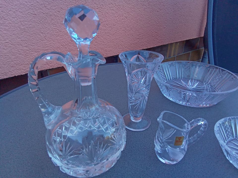 Verschiedene Bleikristall-Teile, Schalen, Karaffe, Vase in Magdeburg