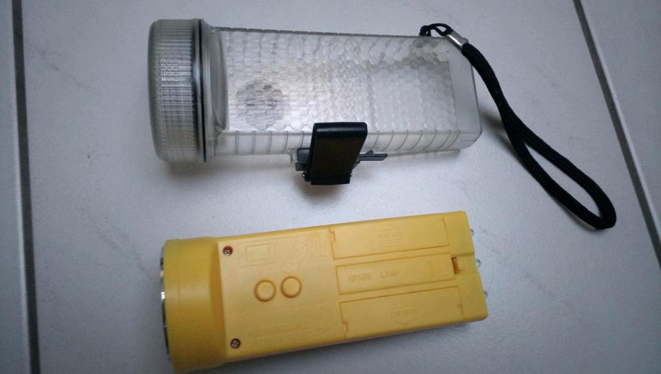 Solar-Taschenlampe, Outdoor, Camping TOP,, Retro, Oldie 80-90er in Baden-Baden