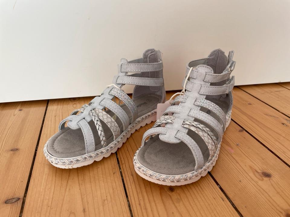 Sandalen - 33 - Silber/grau - neu in Eschweiler