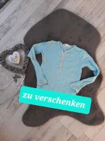 *zu verschenken* shirt,langarmshirt,Sweatshirt,gr 128 Niedersachsen - Bad Bevensen Vorschau