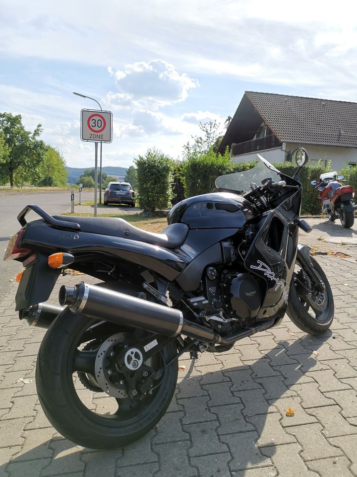 Triumph Daytona 900 (T 300 D) in Motten