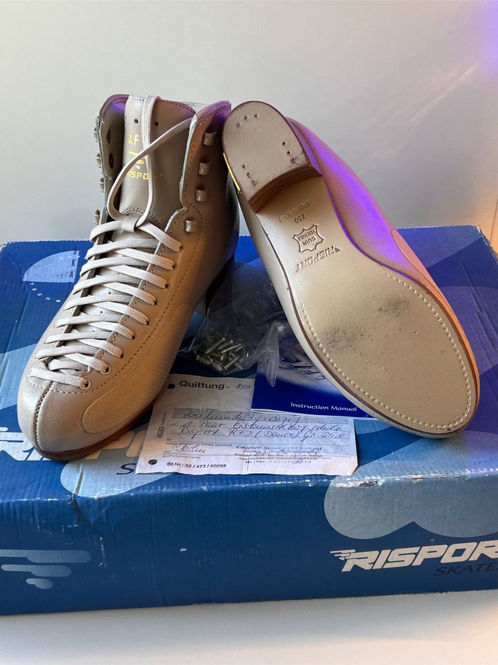 Eiskunstlaufschuhe Risport Italy Gr. 25,0 RFD Hellbraun in Schierke