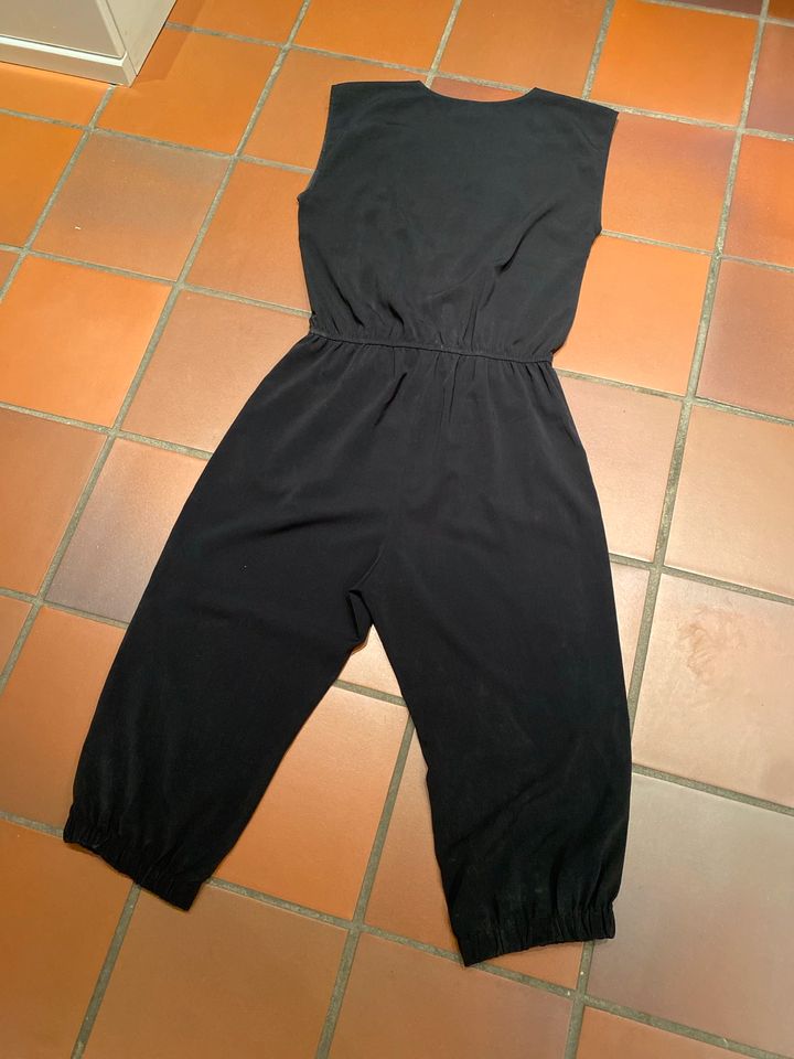 Guess Jumpsuit Einteiler Overall schwarz Gr. M in Wehretal