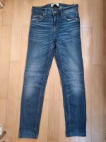 Damen Mädchen Jeans 2 Stück Gr. XS/ 34 Baden-Württemberg - Freiburg im Breisgau Vorschau