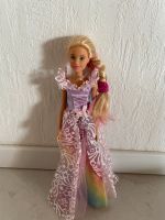 Barbie mit Kleid Baden-Württemberg - Schemmerhofen Vorschau