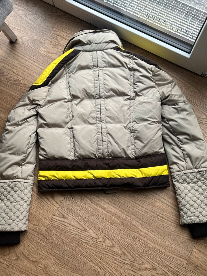 Gucci Daunenjacke in Berlin