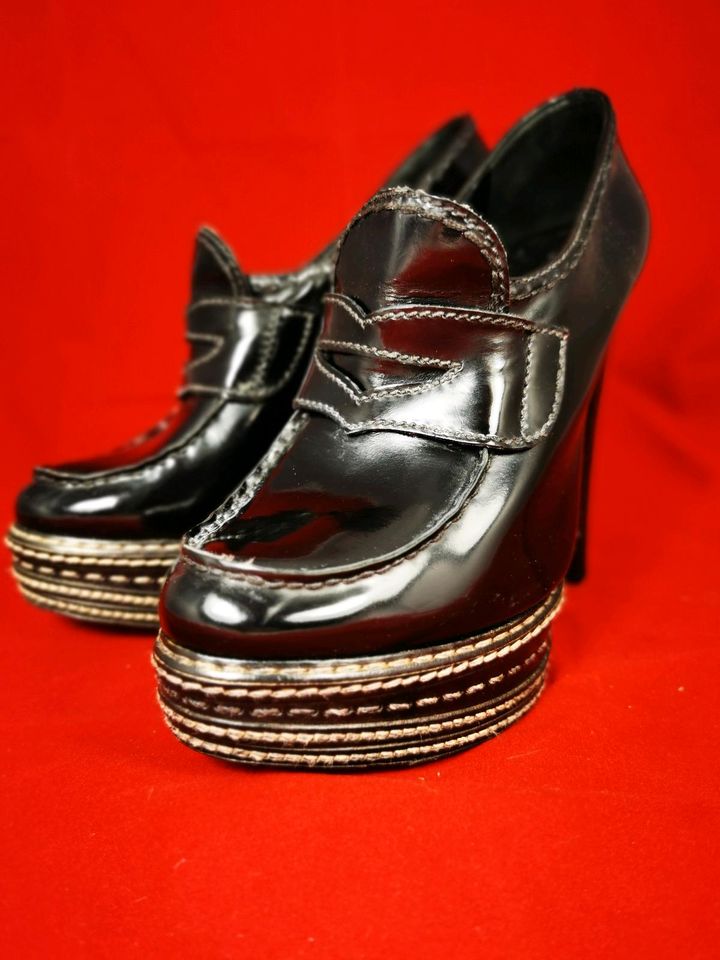 Vintage PRADA Penny Black High Heels Gr. 38 1/2 Made in Italy in Görzig