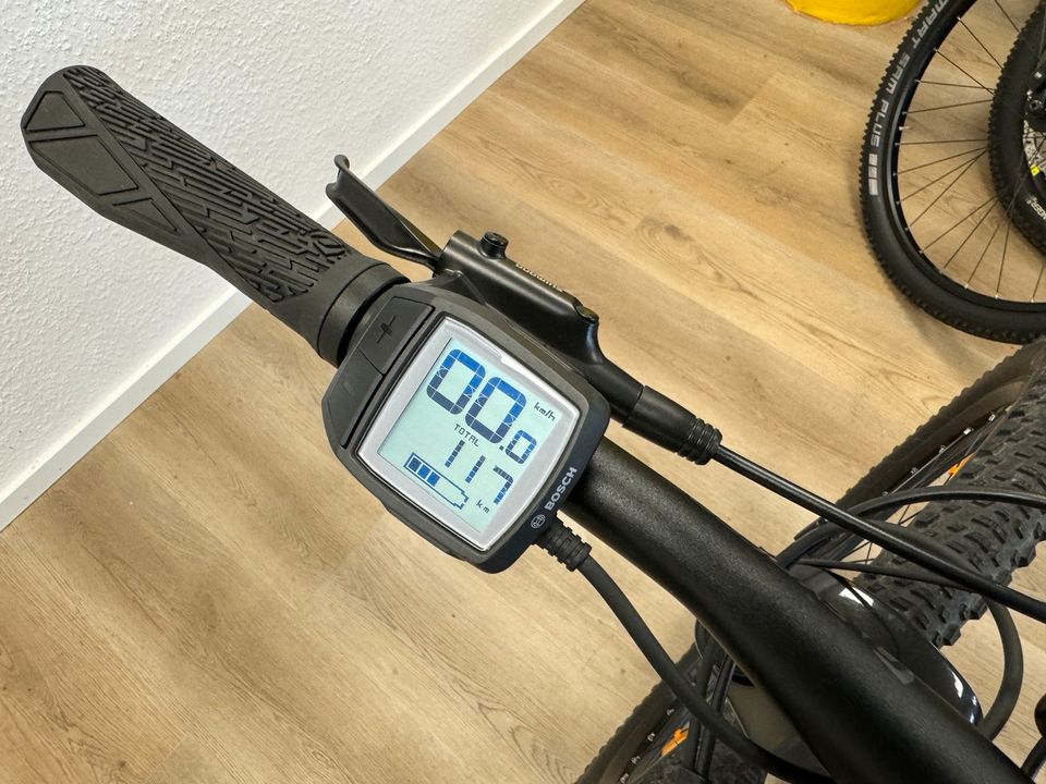 Scott Contessa eRIDE 930 2022 500W Km:117 Kinder ebike / Fahrrad in Velbert