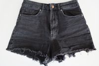 H&M Divided Shorts Cropped Pants Jeans Gr. 40 Berlin - Tempelhof Vorschau