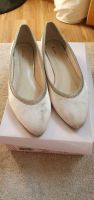 Rainbow Stevie Ivory Satin 9/42 Brautschuhe Baden-Württemberg - Singen Vorschau