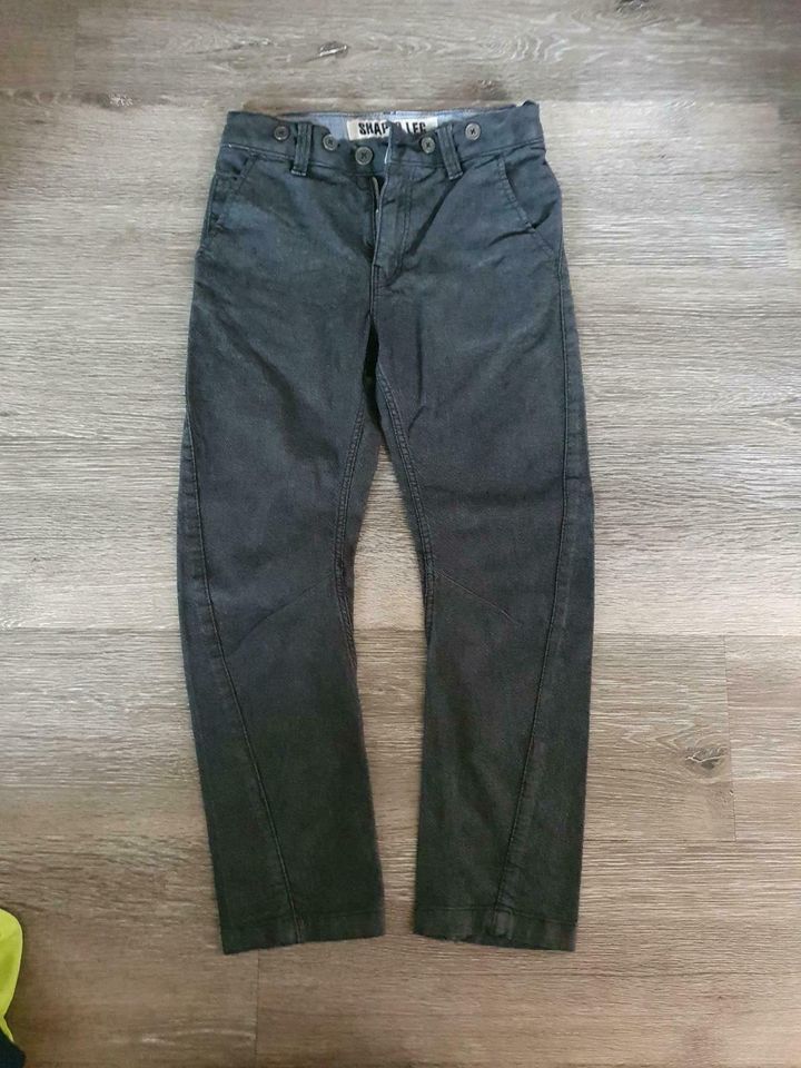 Jeans H&M kaum getragen in Kalkar