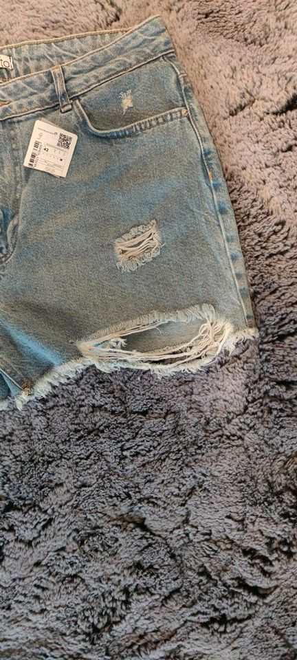 Damen Shorts Kurze Hose Von Defacto neu Größe 42 in Niedersachsen - Haste |  eBay Kleinanzeigen ist jetzt Kleinanzeigen