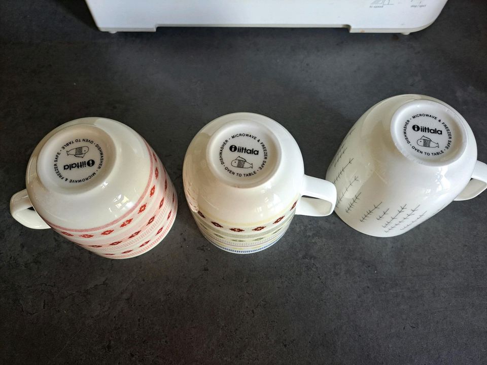 Zwei Tassen von Iittala Sarjaton zu verkaufen in Berlin