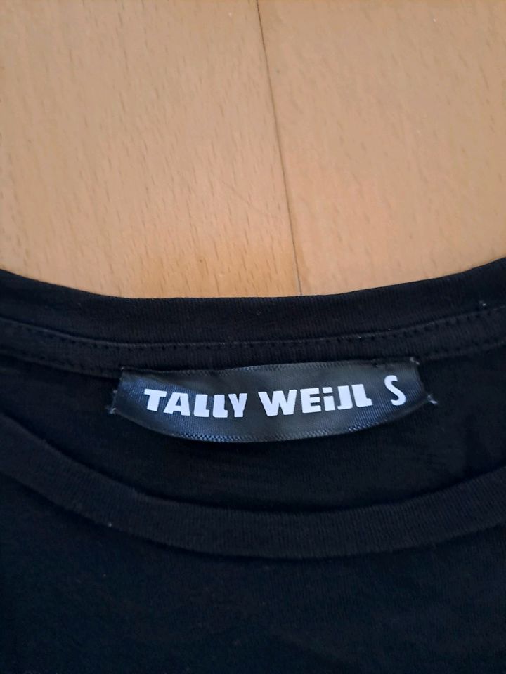 Tally Weijl Sommer T'Shirt Gr. S in Marpingen