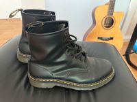 DR. MARTENS 1460 GLATT Gr. 43 wie neu schwarz Niedersachsen - Lengede Vorschau